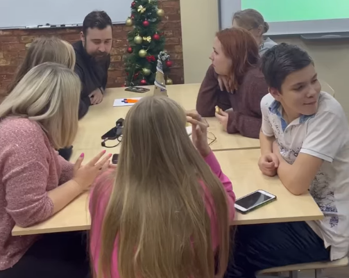 Видео: как проходят родительские собрания в нашей школе
